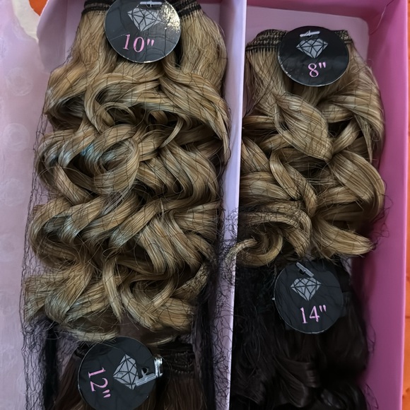 Remi Synthetic Ice Curly hair. Multi Color Multi Length - Picture 4 of 7